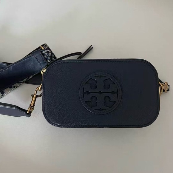 Tory Burch Handbags - Tory Burch Miller Mini Camera Bag